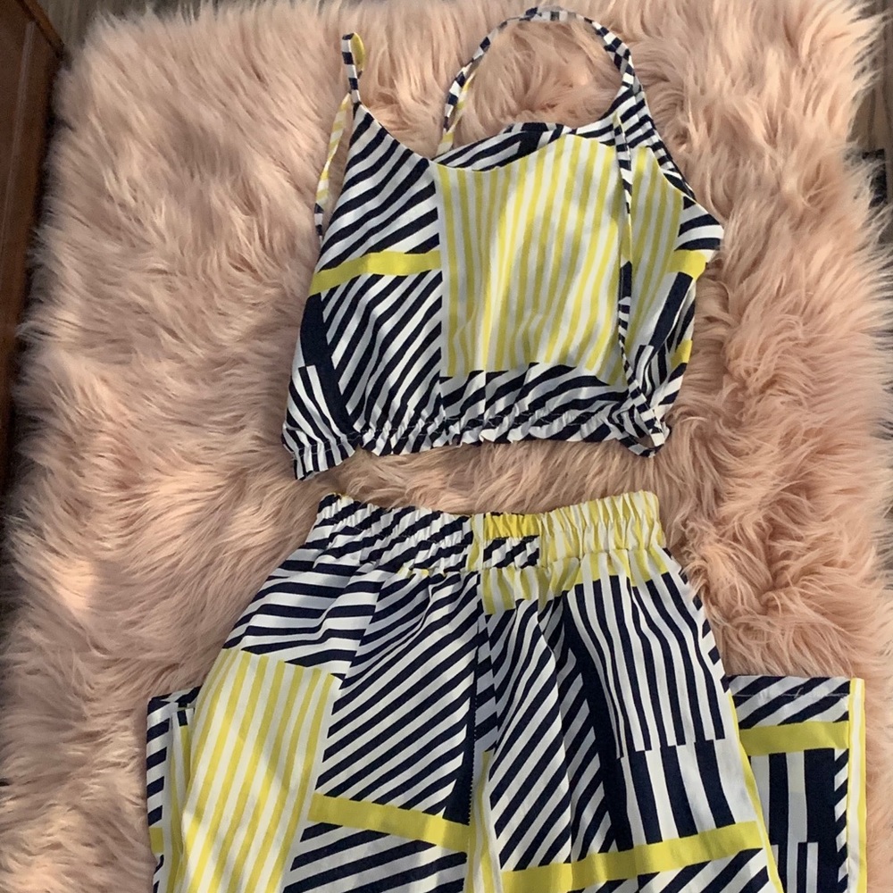 A Pant and Crop Set